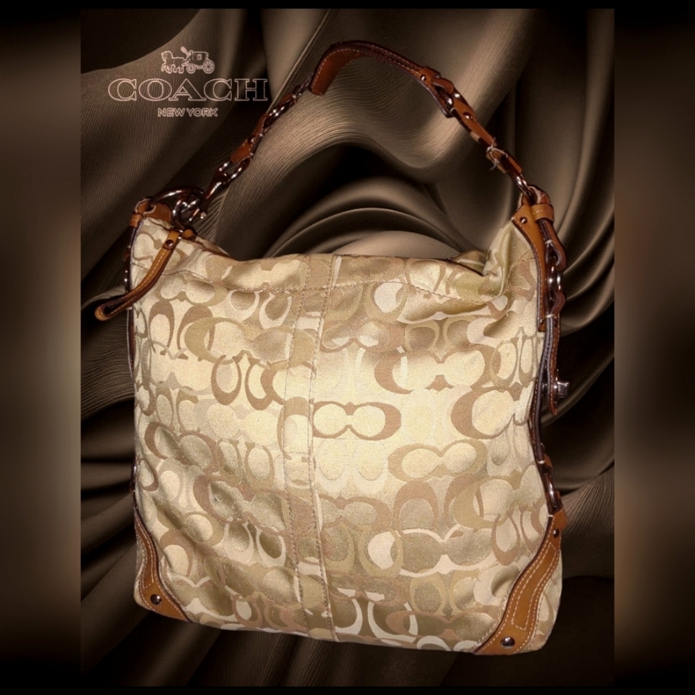 Beautiful Coach Tote